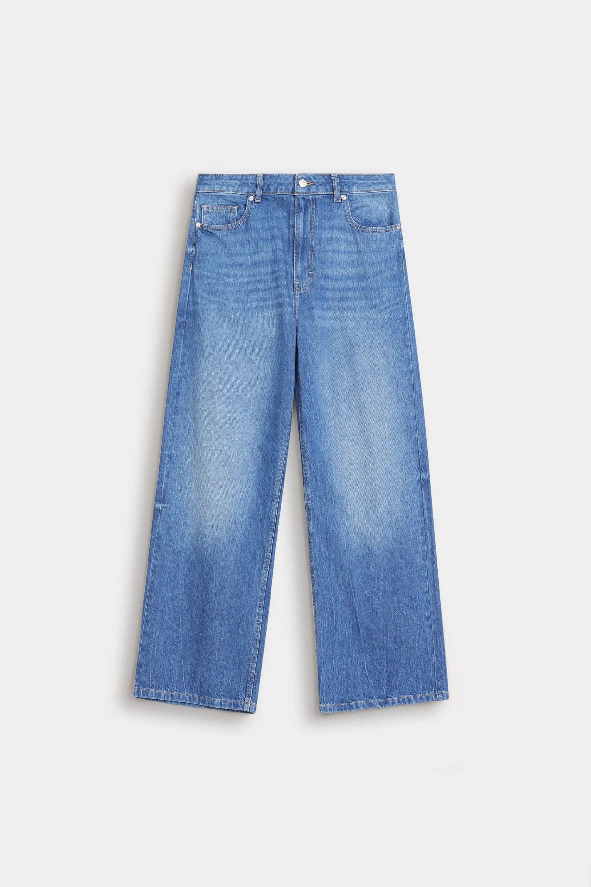Wide-Leg Baggy Jeans